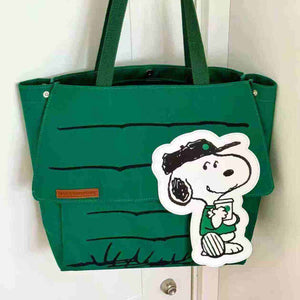 Starbucks x Peanuts limited edition Snoopy coffee cup and drinkware collection showcasing vintage-inspired design and iconic characters.