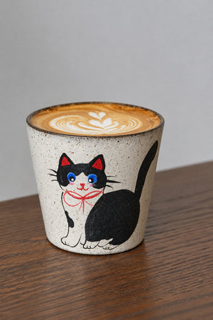 Cat lover gift cup in the Jingdezhen hand-painted pig mouth style