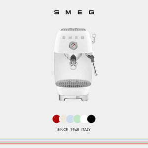 SMEG ECF03 Espresso Machine with 1950s retro design, 19-bar pressure, integrated gauge, and stainless steel steam wand