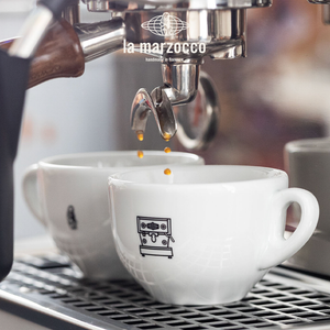 La Marzocco Heritage ceramic coffee cup and saucer set with sleek Italian design and high-gloss finish