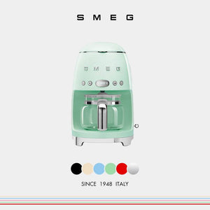SMEG DCF02 drip coffee maker in Pastel green, 50s style with glass carafe