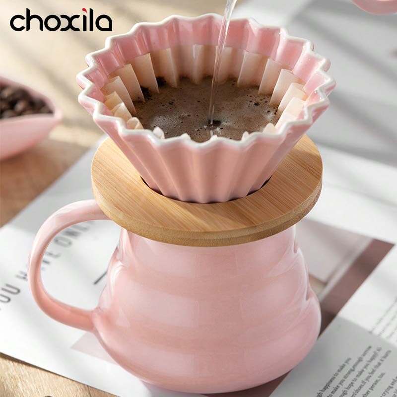 Choxila Origami Series ceramic coffee dripper and server set in soft pink with bamboo tray