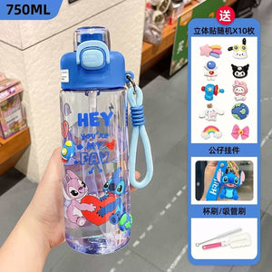 Character kids water bottle with misting spray, product photo