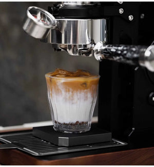 MUVNA Phantom manual lever espresso machine with gear-driven system and walnut base