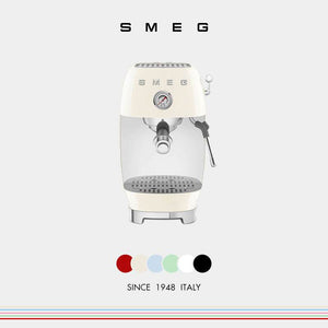 SMEG ECF03 Espresso Machine with 1950s retro design, 19-bar pump, integrated pressure gauge, and professional steam wand