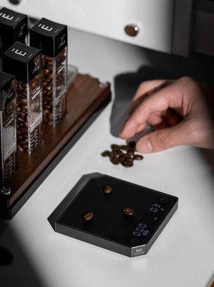 MUVNA metal smart coffee scale with timer, front view