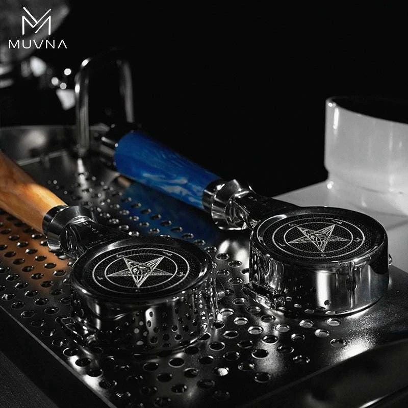 مقبض قهوة MUVNA E61 بدون قاعدة بحجم 58 مم بتصميم ستانلس ستيل وألوان أزرق وخشب طبيعي ومتانة عالية