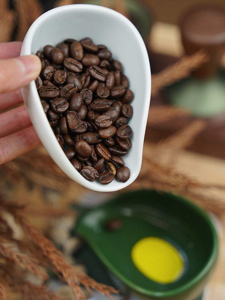 ceramic coffee bean dosing tray with ergonomic spout and weighing dish