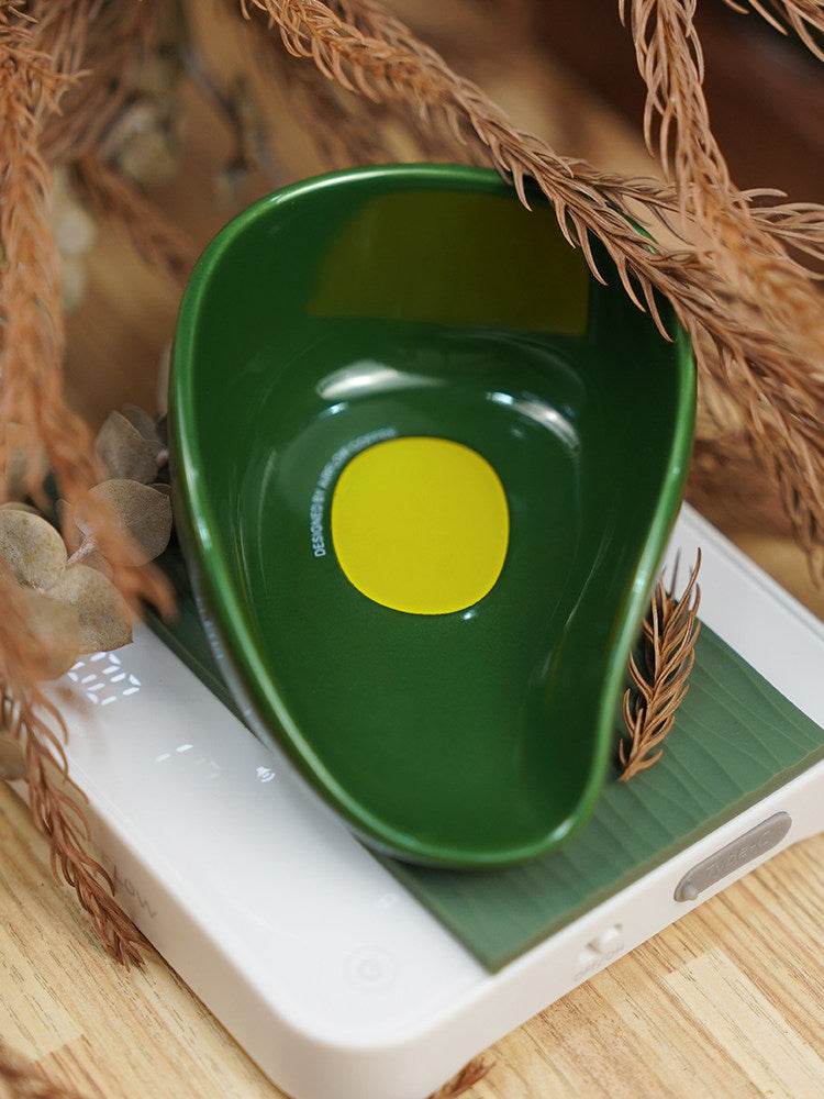 ceramic coffee bean dosing tray with ergonomic spout and weighing dish