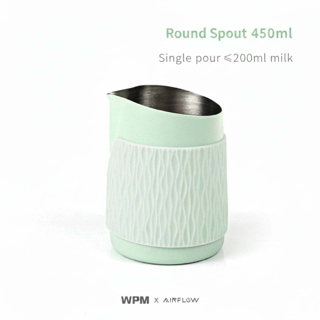 450ml handleless milk frothing pitcher with heat-resistant silicone sleeve