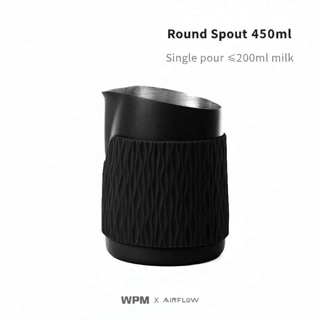 handleless 450ml milk frothing pitcher with silicone sleeve