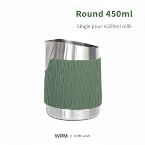 Handleless 450ml milk frothing pitcher with silicone sleeve