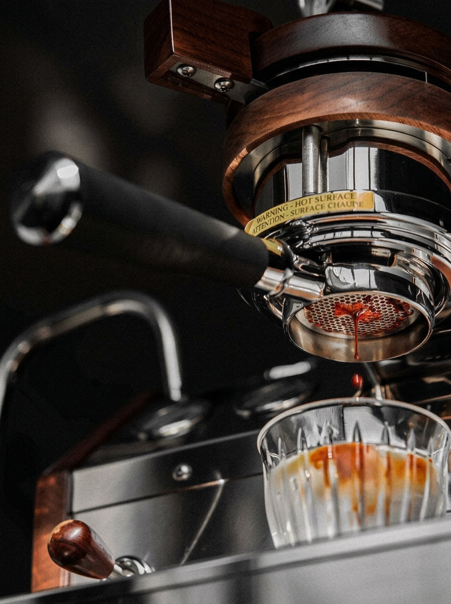 MUVNA bottomless espresso portafilter with silicone handle, main product photo