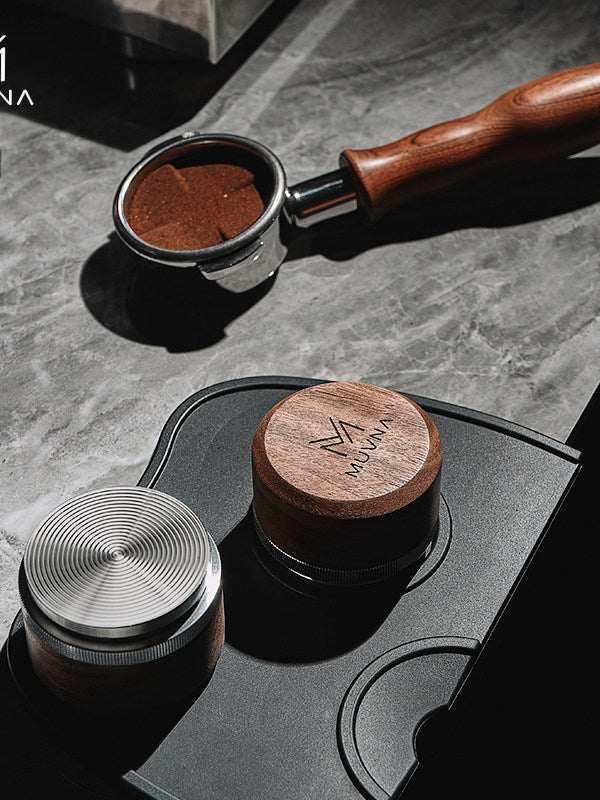 MUVNA walnut wood four-blade espresso coffee distributor with stainless steel base