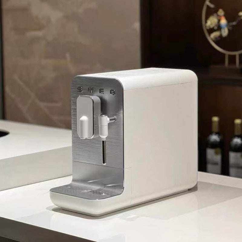 SMEG espresso machine with integrated grinder, product photo