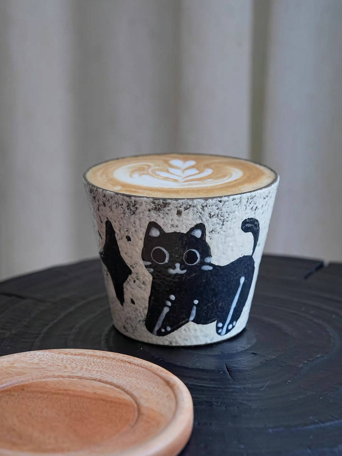 Jingdezhen hand-painted underglaze color cute cat pig mouth cup coffee latte art cup afternoon tea hand cup teacup gift
